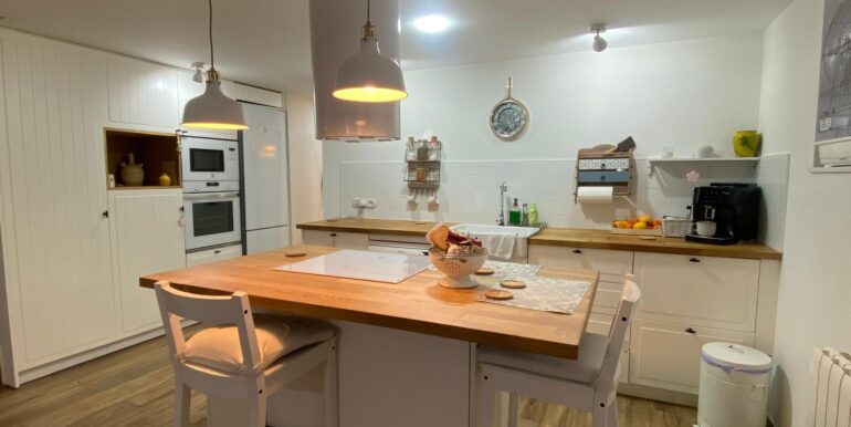 Santa Teresita sotano cocina (3)